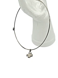 Sterling Silver Hook Choker Chunky Cross on Silver Wire Choker Great Shape - Picture 1 of 3