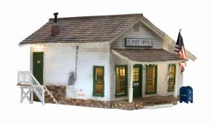 WOODLAND SCENICS BUILT & READY LETTERS, PARCELS & POST - POST OFFICE HO SCALE - Picture 1 of 7