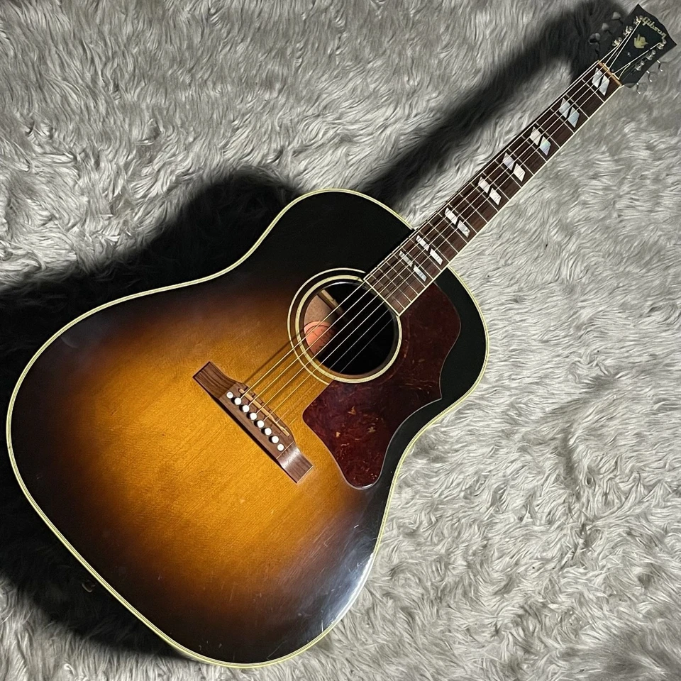 Gibson / Southern Jumbo Vintage Sunburst 2004 Aeon Mall Hinode Store From Japan - Image 1 of 4