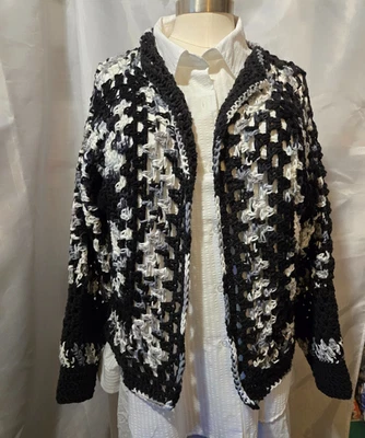 Nuevo Cárdigan Suéter Frente Abierto Hexagonal Abuela Cuadrado Hecho a Mano Crochet Foto 1 de 4