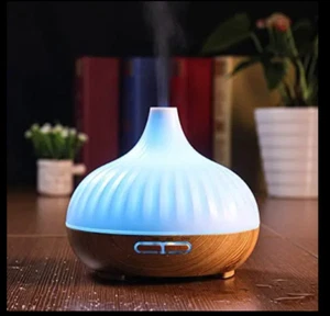 Diffusore di Aromaterapia per Oli Essenziali - 7 Colori Cambianti Luce e Timer 300ml - Foto 1 di 3