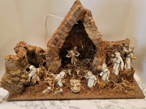 Wood Manger Nativity 12 Figures White W/Gold Holy Family Wise Men Lighted Italy - Picture 1 of 16