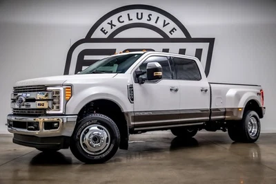 2017 Ford F-350 King Ranch 4WD Crew Cab 8 Box - Image 1 of 4