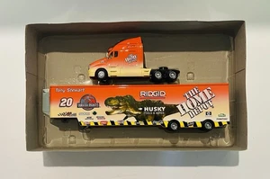 ACTION Tony Stewart #20 Home Depot/ Jurassic Park  III 2001 Hauler ( 1 of 2052) - Picture 1 of 8