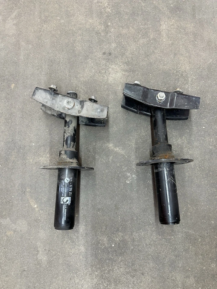 94-99 BMW E36 318I 328I M3 PARACHOQUES DELANTERO IZQUIERDO Y DERECHO AMORTIGUADOR OEM Foto 1 de 4