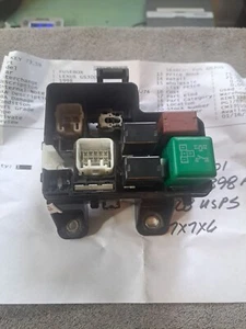 98-05 Lexus Gs300 Gs400 Fuse Box Cooling Fan Relay Fan Fuse 82740-30290 Oem - Picture 1 of 9
