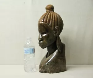Zimbabwe Busto scolpito in pietra intagliata e lucida di una giovane donna africana 15" - Foto 1 di 11