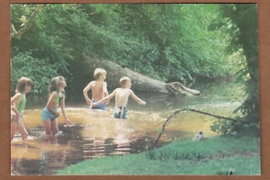 Greetings Hell Michigan Kinder Schwimmen Spielen Fluss 1997 Chrom Postkarte - Bild 1 von 2