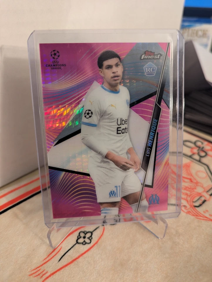 2020-21 Topps Finest UCL Pink Refractor /125 Luis Henrique #3 Rookie RC - Image 1 of 1