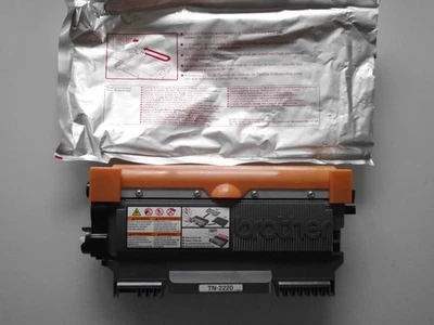 Original Toner Brother TN-2220 für HL-2240 / DCP-7065DN / MFC-7460DN  usw.. - Bild 1 von 2