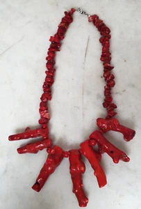 Collier en corail rouge - Foto 1 di 13