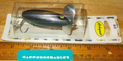 Fred Arbogast JITTERBUG G651 Negro Plata Escalas Nuevo Antiguo Stock 2005 Foto 1 de 4