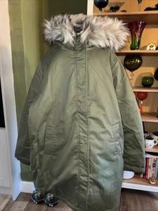 BE YOU Longline Parka Khaki Kunstfellbesatz Größe 24 Neu mit Etikett  - Bild 1 von 8