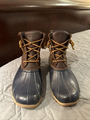 Botas de Lluvia Sperry Agua Salada Azul Marino y Marrón Pato Para Mujer Talla 8.5M Foto 1 de 4