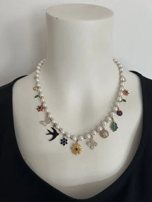 Eyecandy Luxe Sophia Cubic Zirconia & Shell Pearl Charm Choker Necklace Foto 1 de 4