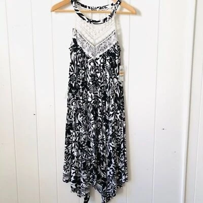 Vestido pañuelo INC blanco y negro detalle ganchillo pequeño Foto 1 de 4