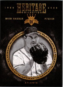 2016 Diamond Kings Heritage Collection #10 Greg Maddux - NM-MT