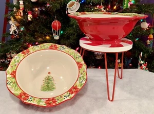 Lot Of 2 Pioneer Woman HOLIDAY CHEER 8" Round Serving Bowls: Christmas Tree •Red - Picture 1 of 9