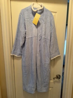 Vintage NWT  Stan Herman for QVC Full Zip PeriwinklChenille Robe House Coat P1X - Image 1 of 4