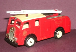 1/64 Scale 1950's Dennis F-Series Harrods Fire Truck (3.5") Lledo Vehicle - Picture 1 of 7