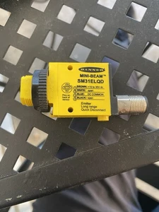 Banner Engineering SM31ELQD Mini-Beam Photoelectric Sensor 4-Pin Integral QD - Picture 1 of 4