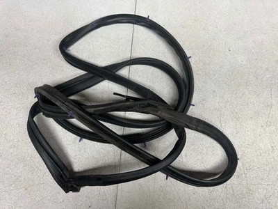 2013-17 Nissan Altima Front Door RH Passenger Weather Strip OEM Foto 1 de 3