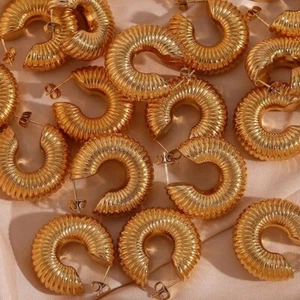 Chunky Thread hoops, Statement Earrings,Thick Spiral Croissant Hoop Earrings, . - Picture 1 of 4