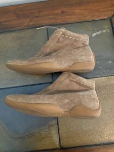 Max Mara women suede ankle Boot 6.5 -7/ Euro 37 - Picture 1 of 12
