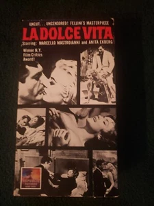 LA DOLCE VITA (VHS-1961)2 TAPE SET-B & W-REPUBLIC PICTURES - Picture 1 of 3