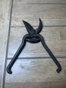 Antique Disston No. 140 Hand Garden Shears A2 - Picture 1 of 5