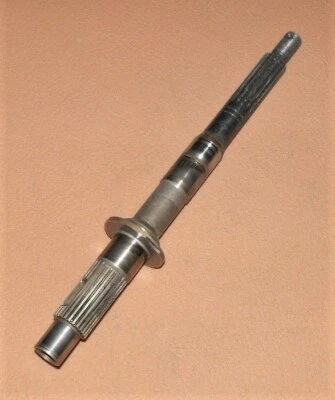 Honda 130 HP 4 Stroke Propeller Shaft Counter Rotation 41161-ZW5-710 1999-2007+ - Image 1 of 4