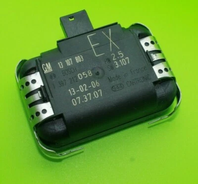 Genuine Vauxhall Astra MK5 2004-2010 Windscreen Rain & Light Sensor 13107803 EX  - Image 1 of 4