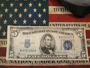 1934 C $5 M/A Block Blue Seal Silver Certificate M08769294A US Bank Note - Picture 1 of 6