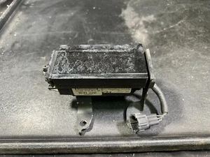 06-10 INFINITI M35 M45 ADAPTIVE CRUISE CONTROL DISTANCE SENSOR 28437-EH100 - Picture 1 of 4