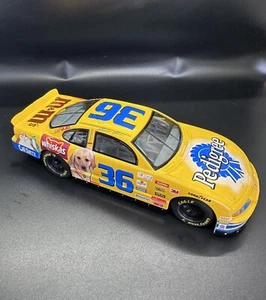 REVELL 2000 KEN SCHRADER #36 PONTIAC GRAND PRIX M&M's PEDIGREE NASCAR 1:24 A22 - Picture 1 of 1