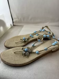Sandali da spiaggia Salvatore Ferragamo con perizoma di paglia strass stelle marine 10 - Foto 1 di 15