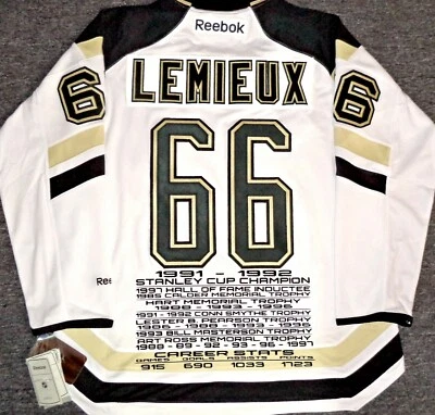 CAMISETA REEBOK NUEVA CON ETIQUETAS MARIO LEMIEUX PITTSBURGH PENGUINS ESTADÍSTICAS/PREMIOS CARRERA TRIBUTO Foto 1 de 4