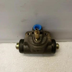 Rear Wheel Brake Cylinder 37870  - Picture 1 of 9