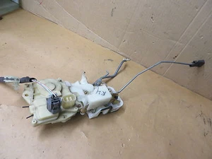 HONDA ODYSSEY 99-03 1999-2003 POWER DOOR LOCK ACTUATOR w/ DOOR LATCH PASSENGER - Picture 1 of 3
