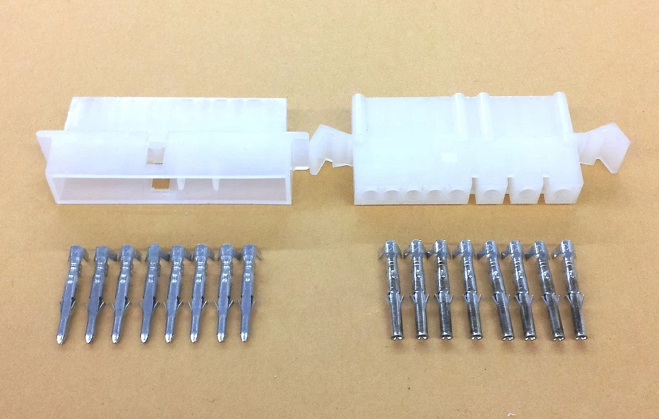 1 Pair of 8 Circuit Molex 0.062" Male and Female Connectors with Pins - Image 1 of 1