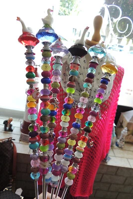 Neu Gartenstecker Blumenstecker Perlen Sonnenfänger Anhänger Deko Stab Handmade - Bild 1 von 4