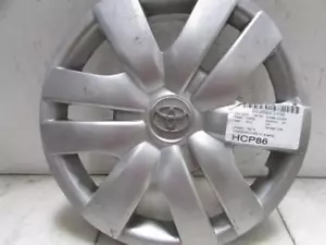06 07 08 09 10 11 12 TOYOTA YARIS OEM Wheel Cover 9 Spoke 14 Inch OEM 4260252310 - Picture 1 of 2
