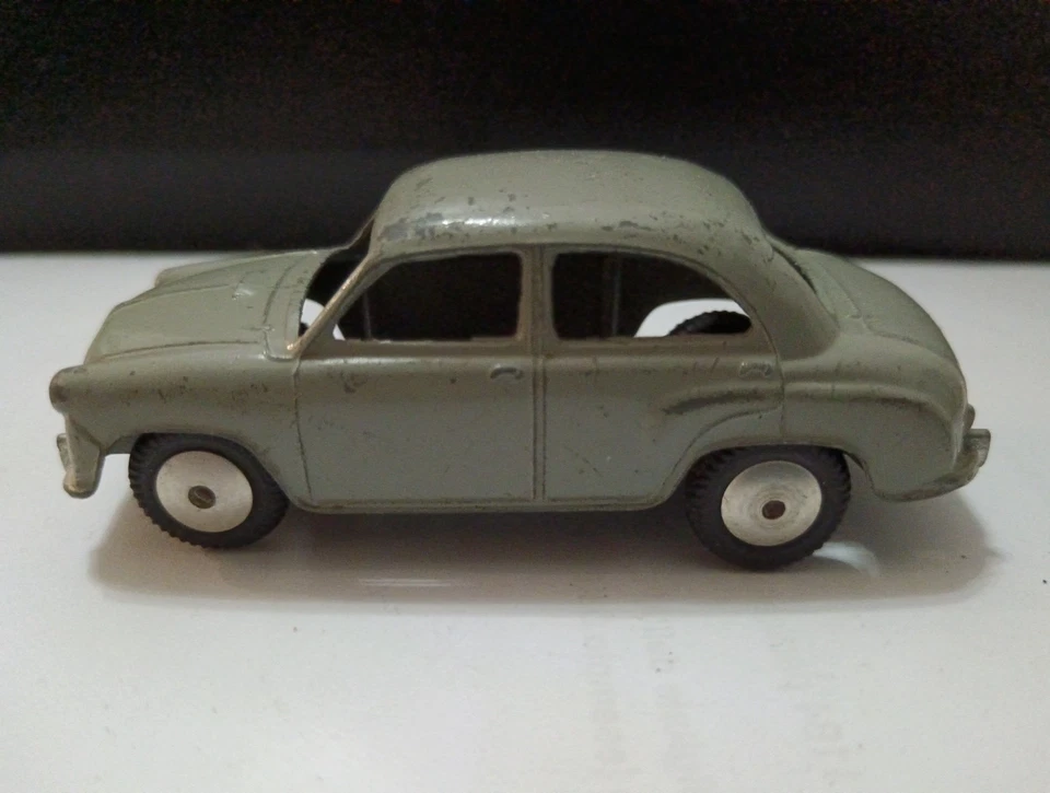 Corgi Toys 202 MORRIS COWLEY - Immagine 1 di 4