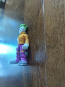 Figura Camisa Naranja Imaginext DC Super Friends Batman Villano Joker - Imagen 1 de 14