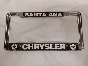 Telaio targa metallo Santa Ana Chrysler, California concessionario auto - Foto 1 di 3