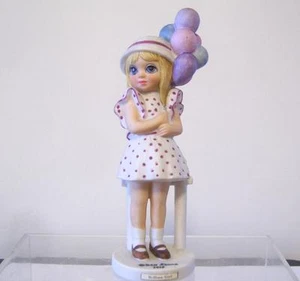 Margaret Keane Balloon Girl Figurine Statue Ceramic 1975 - Picture 1 of 1