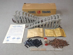 Juego de caballete Lionel No.110 con herrajes No.110-31 y No.110-26 en sobres ~ TS - Imagen 1 de 13