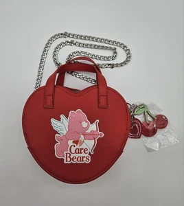 Neu Skinnydip London Care Bear rote herzförmige Umhängetasche, Love-a-Lot Bär - Bild 1 von 12