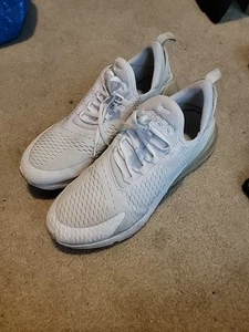 Nike Air Max 270 Uomo 13 Triple Bianco AH8050-101 Sneakers Corsa Atletica - Foto 1 di 12