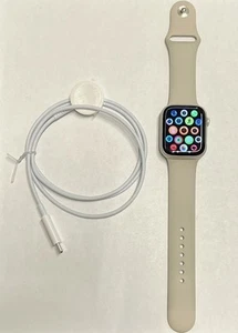 Apple Watch Series 7 45mm White Starlight Silver WiFi GPS Cellular Unlocked - Zdjęcie 1 z 10